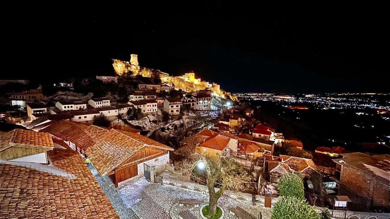 Hotel Panorama Kruje View On The Castle And The Old Town Exterior photo