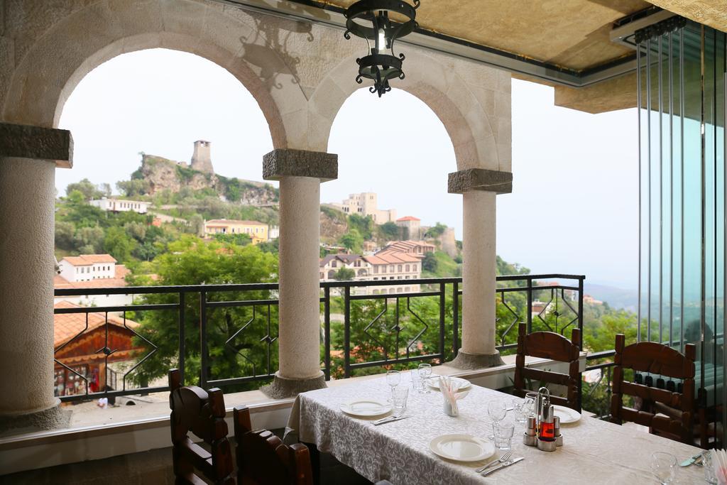 Hotel Panorama Kruje View On The Castle And The Old Town Exterior photo